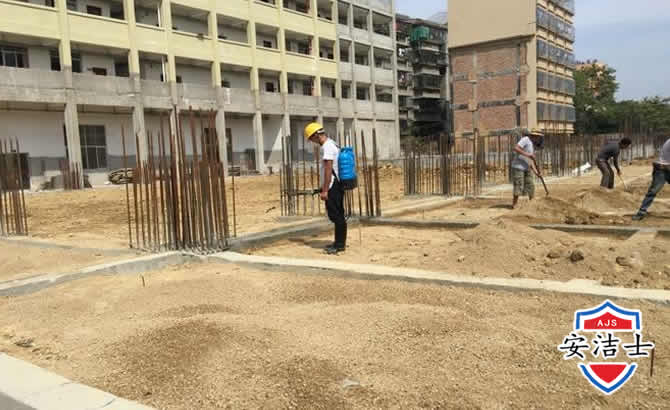 慈溪学校机关防治白蚁